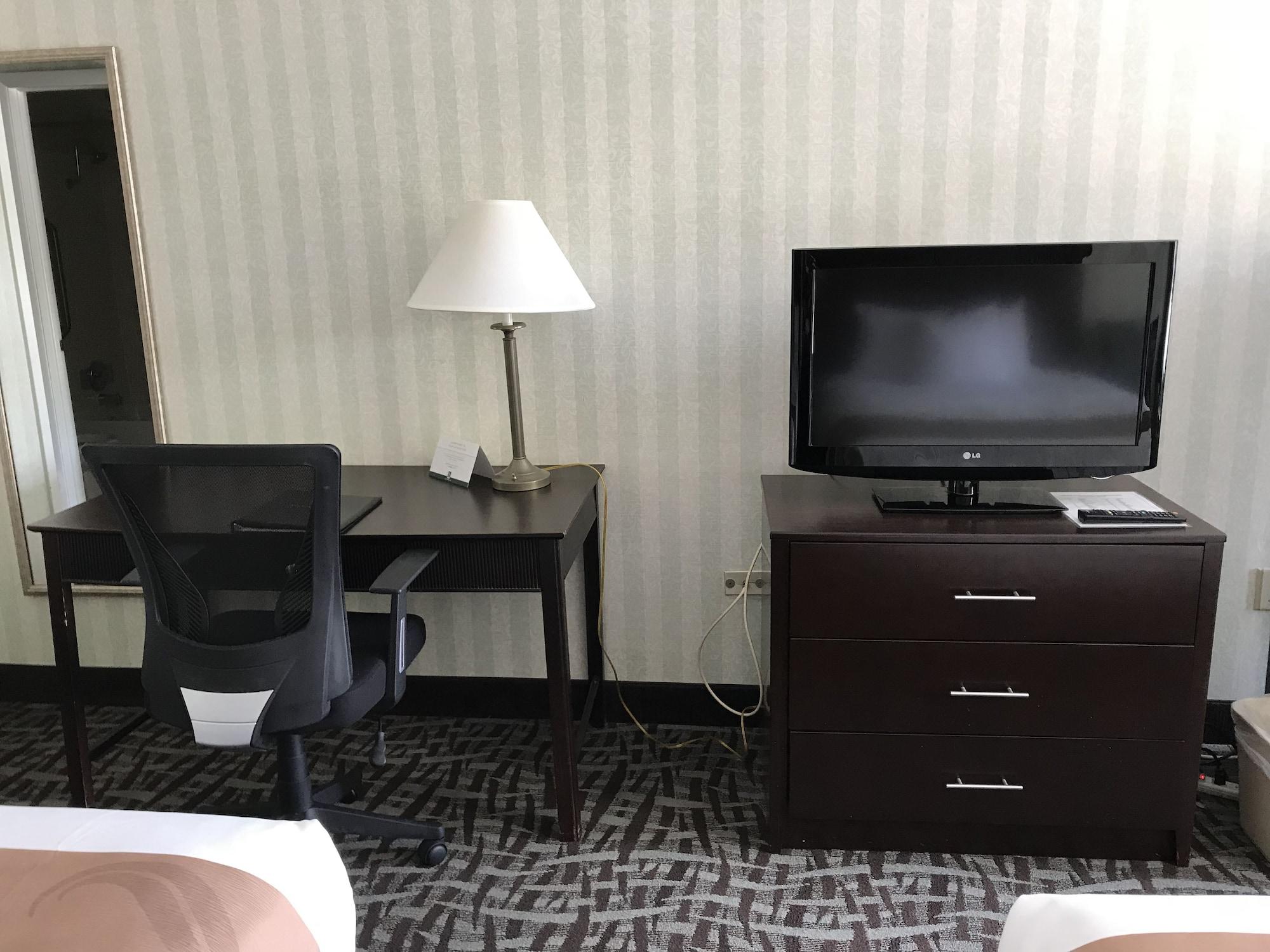 Quality Inn Fredericksburg Near Historic Downtown Eksteriør billede