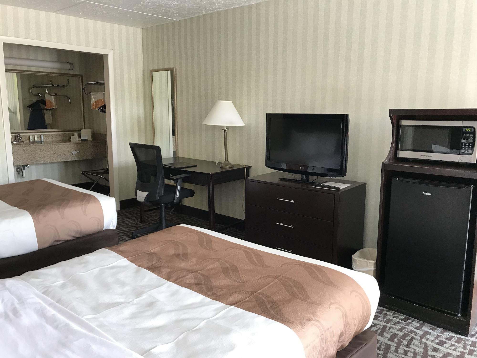 Quality Inn Fredericksburg Near Historic Downtown Eksteriør billede