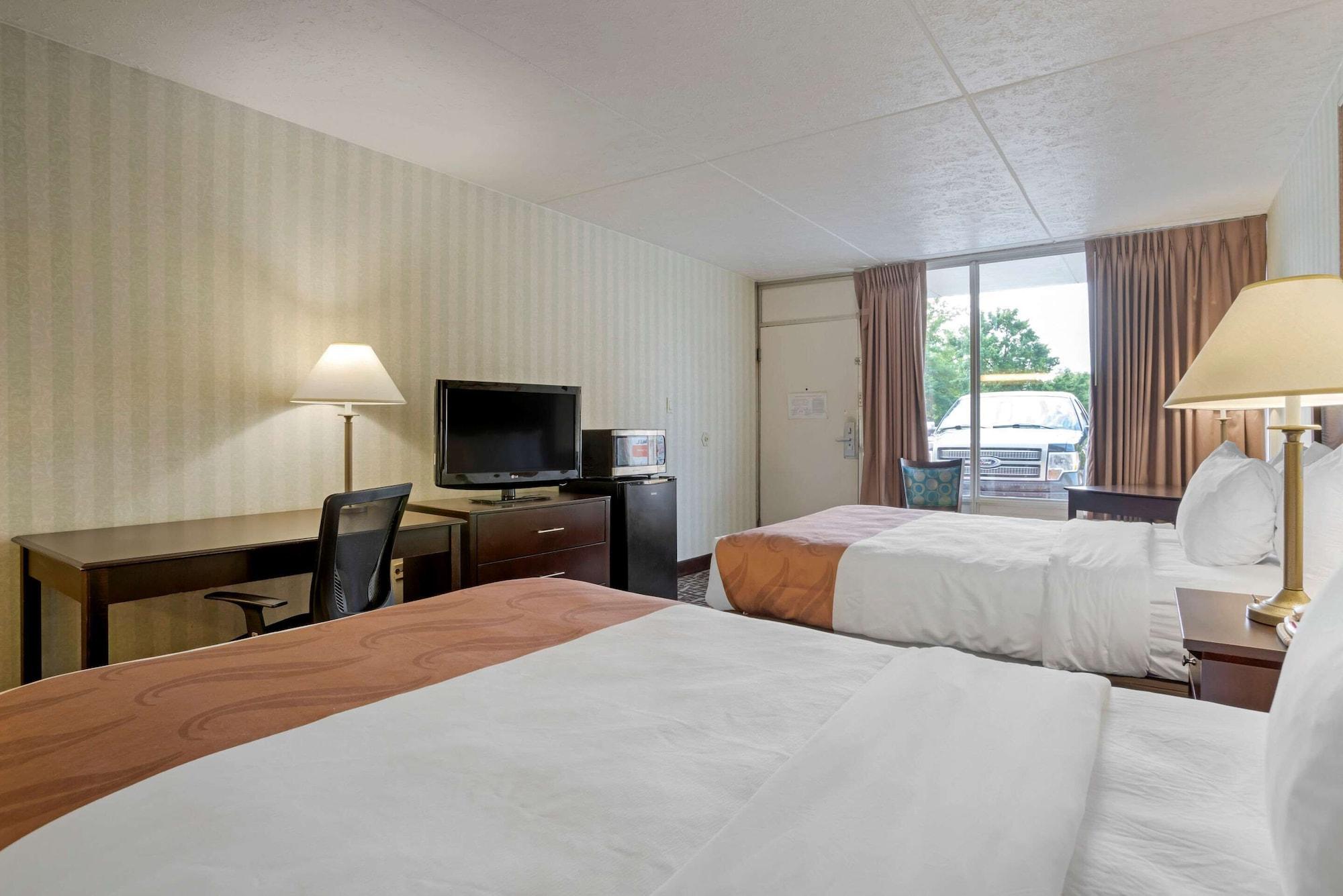 Quality Inn Fredericksburg Near Historic Downtown Eksteriør billede