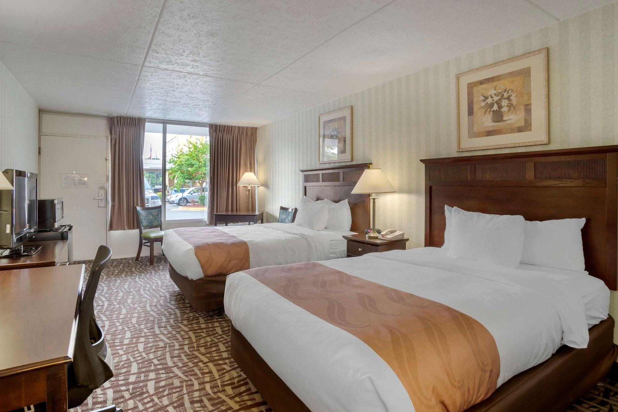 Quality Inn Fredericksburg Near Historic Downtown Eksteriør billede