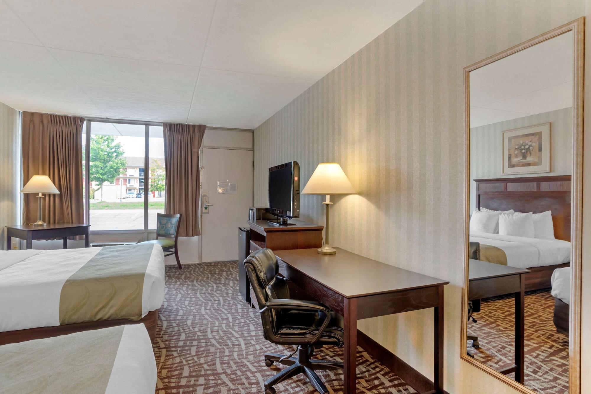 Quality Inn Fredericksburg Near Historic Downtown Eksteriør billede