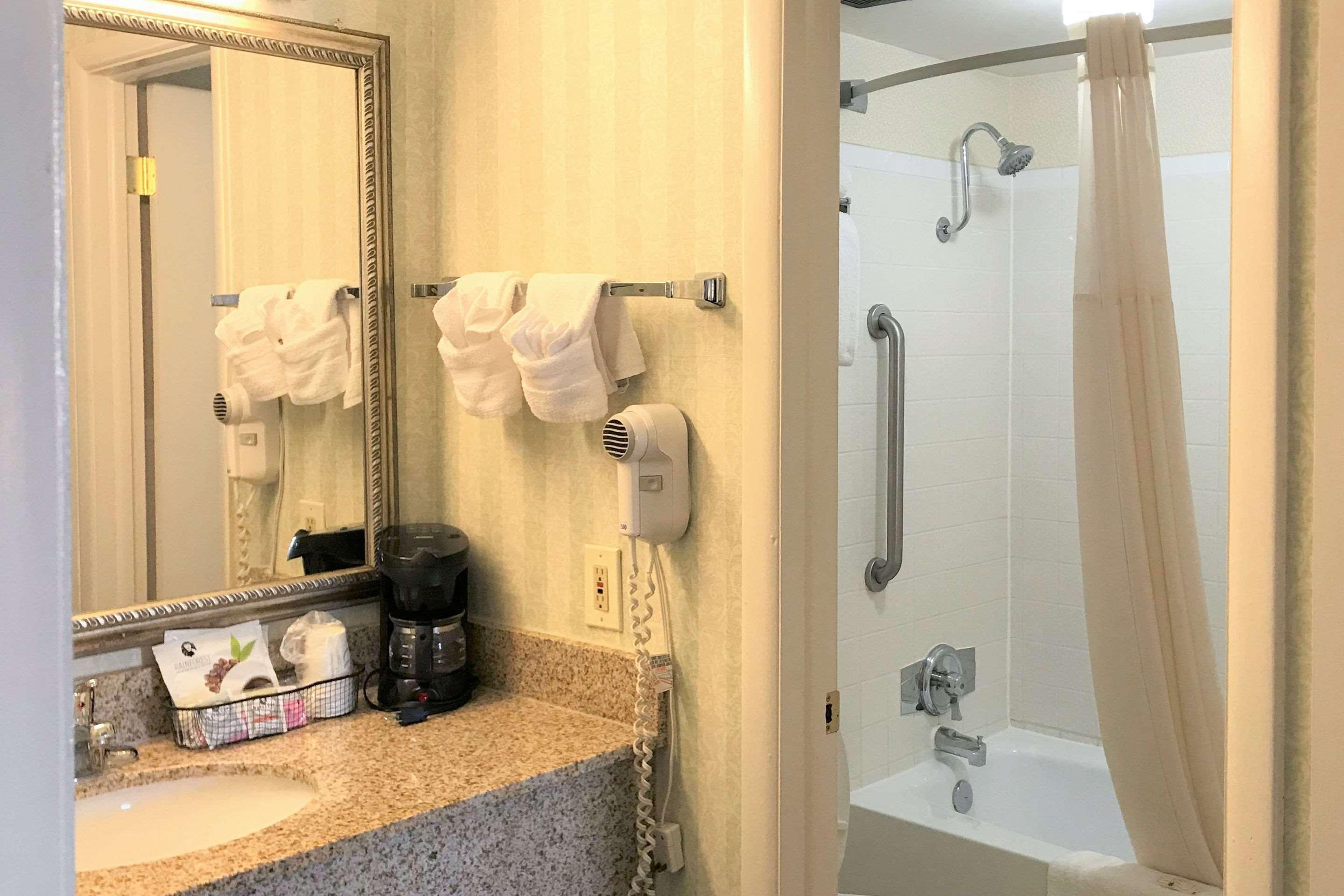 Quality Inn Fredericksburg Near Historic Downtown Eksteriør billede