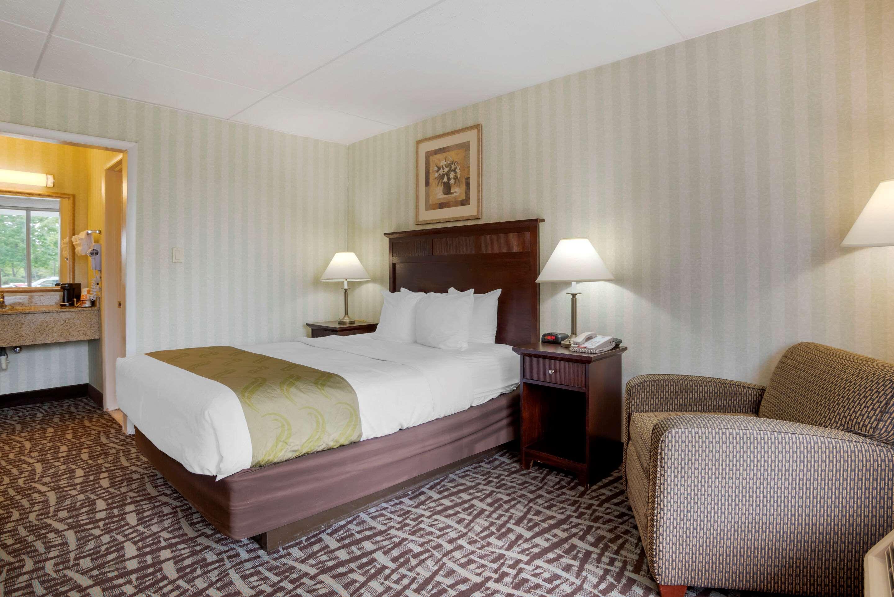 Quality Inn Fredericksburg Near Historic Downtown Eksteriør billede