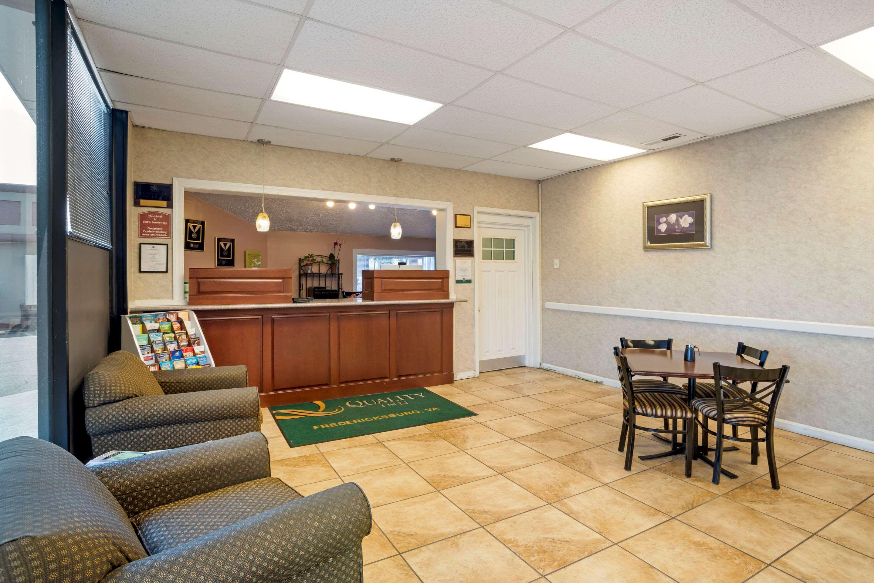Quality Inn Fredericksburg Near Historic Downtown Eksteriør billede