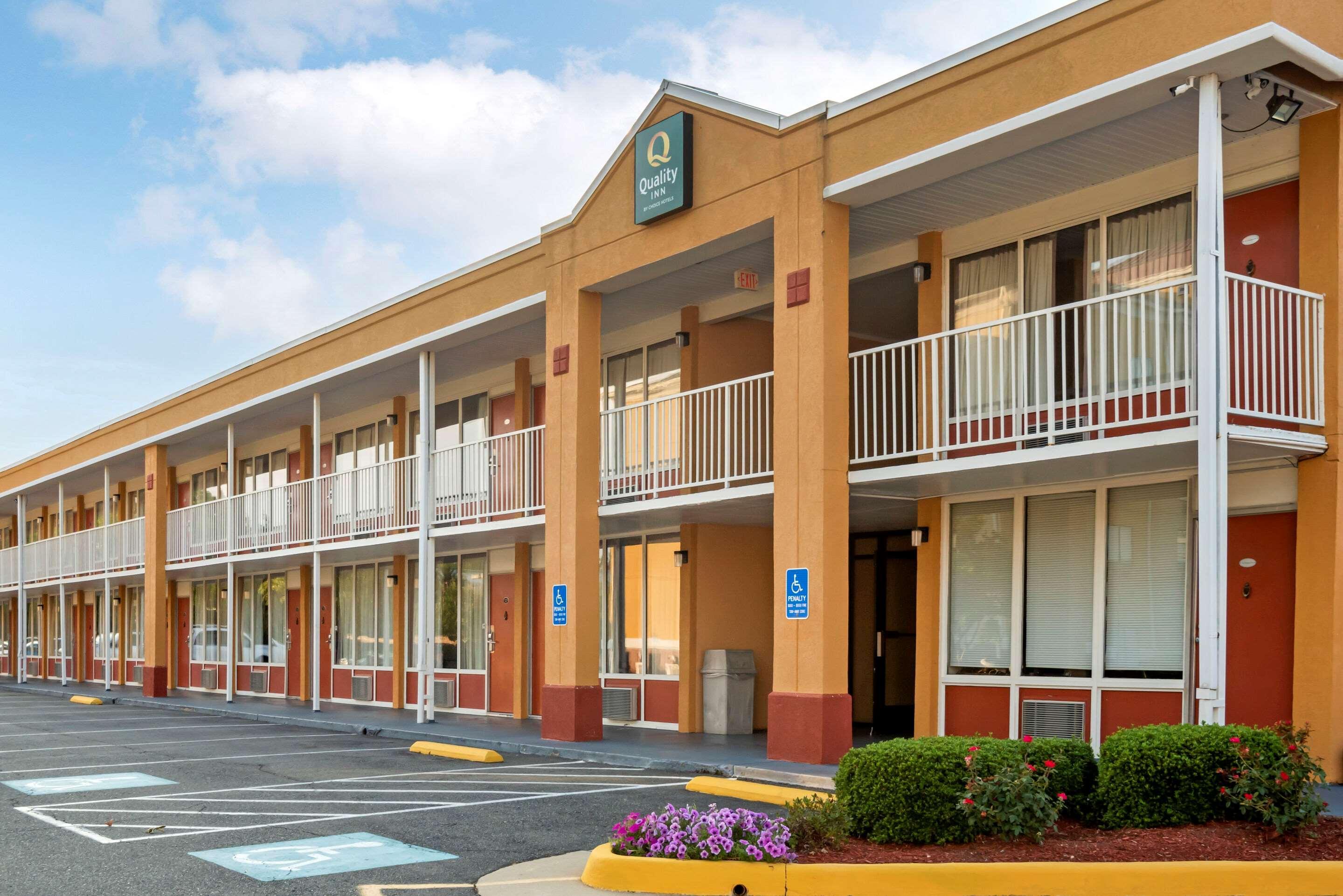 Quality Inn Fredericksburg Near Historic Downtown Eksteriør billede